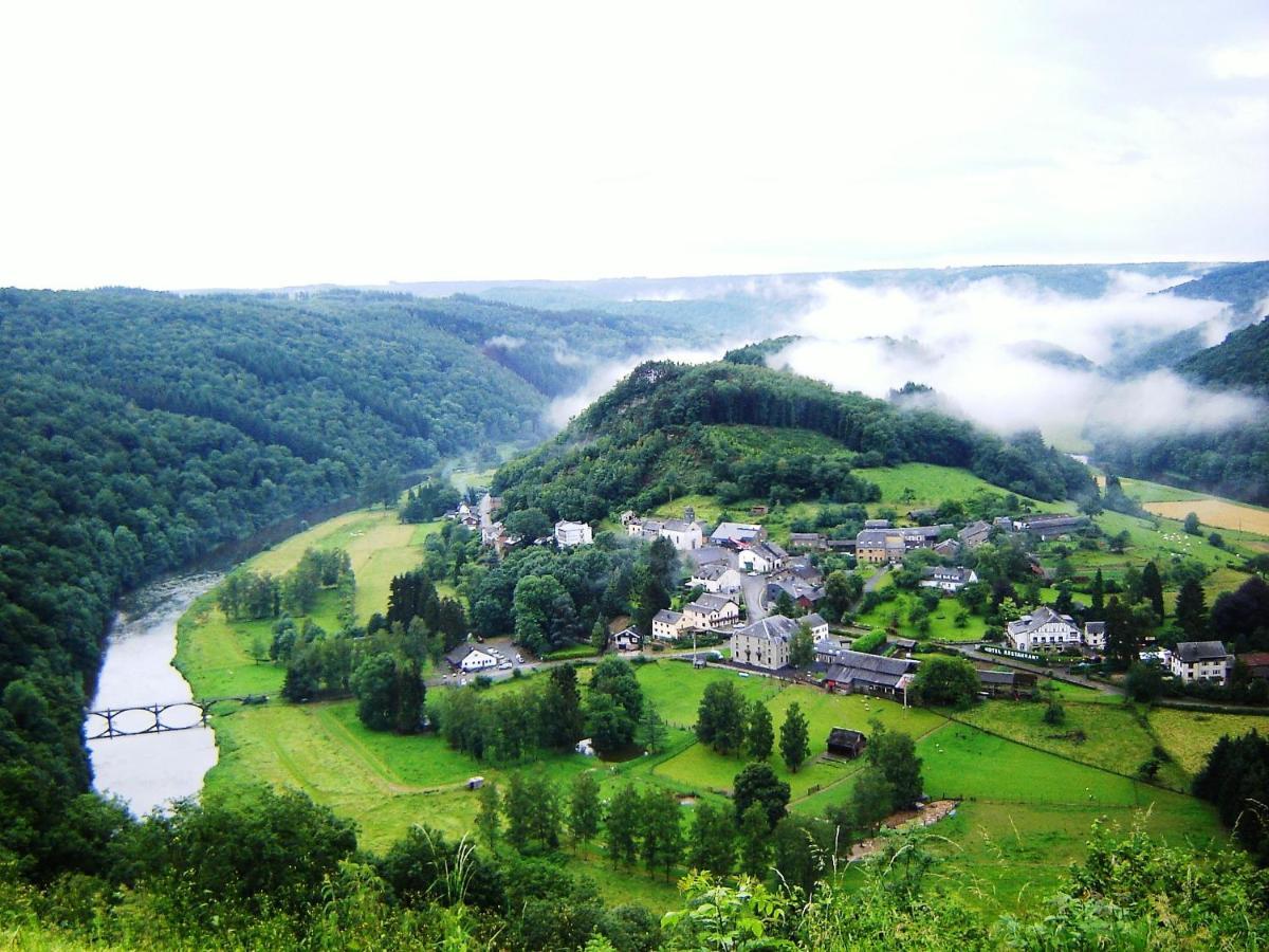 Gite De Groupe De La Semois Alle Exterior photo